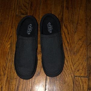 men’s crocs santa cruz